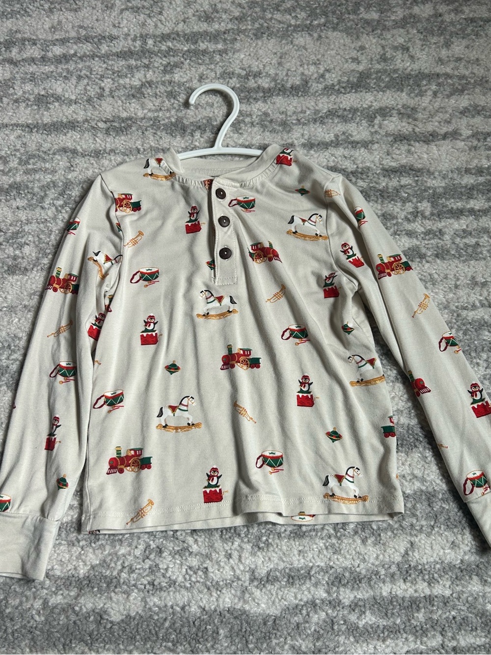 Kyte baby 4T vintage toys Henley long sleeve top